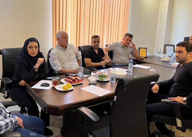 جلسه ویژه استفاده از تابلو هوشمند اعلام نرخ طلا تشکیل شد جلسه ویژه استفاده از تابلو هوشمند اعلام نرخ طلا تشکیل شد